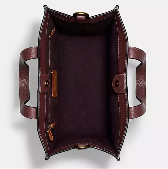 Coach Field Tote - Large - Picture 5 of 16